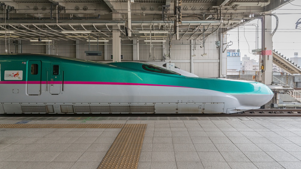 The green E5 Series bullet train. Piti Sirisriro - Shutterstock.com
